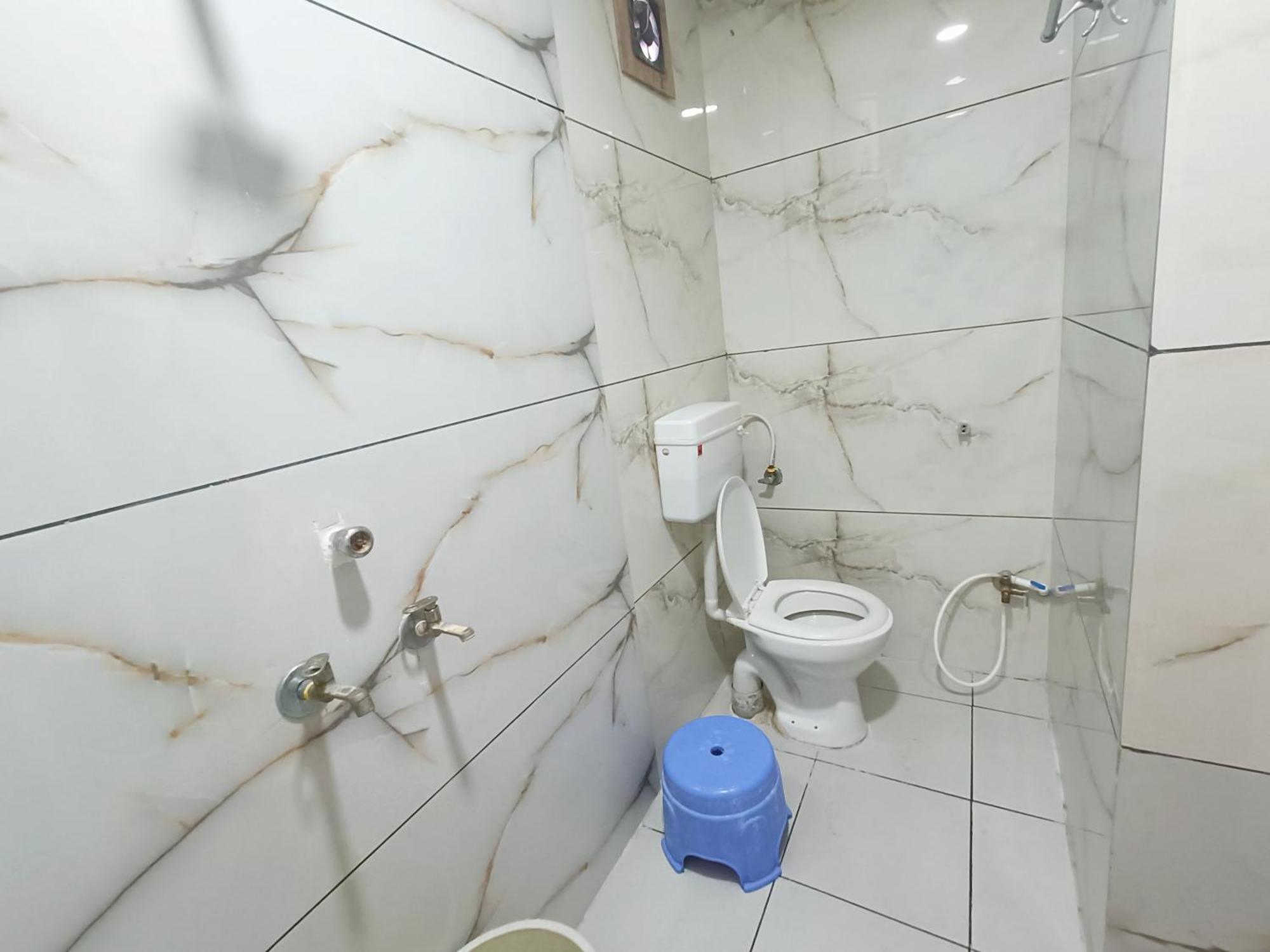Treebo Yatri Grah Kshipra T Hotel Ujjain Exteriör bild